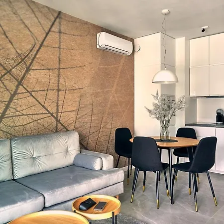 Mennica Deluxe Apartament *