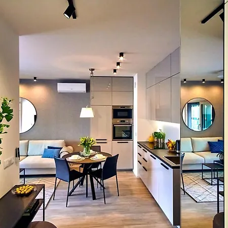 Apartament Mennica Deluxe *