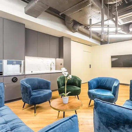 Mennica Deluxe ワルシャワ