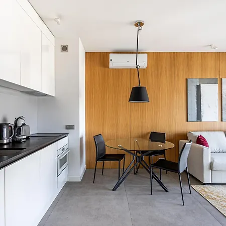 Apartment Mennica Deluxe *