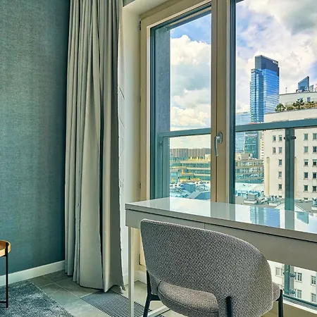 Mennica Deluxe Daire